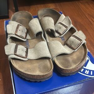 Birkenstock Arizona Sandals - Taupe
